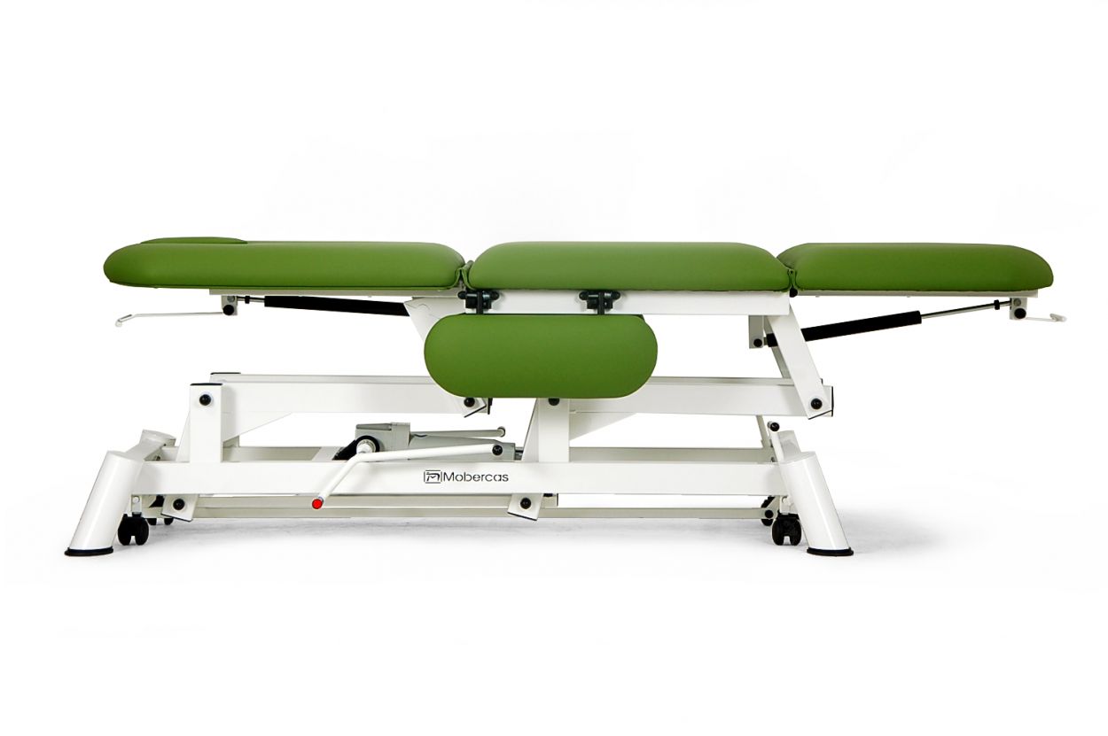 CH-2135-ABR Table hydraulique en 3 plans avec accoudoirs plats et roulettes. 2
